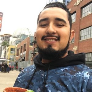 Meet your Posher, Esteban